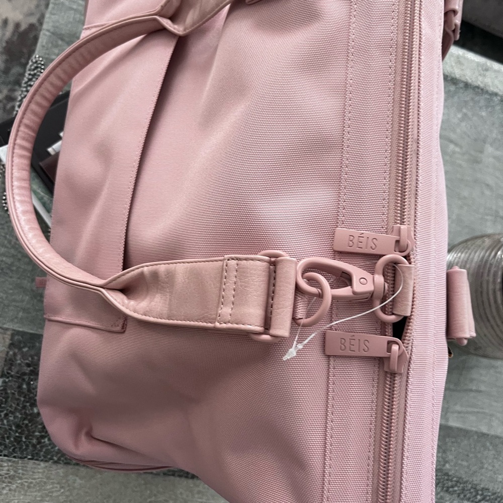 BEIS The Weekender Dusty Pink Travel Bag - Picture 2 of 6